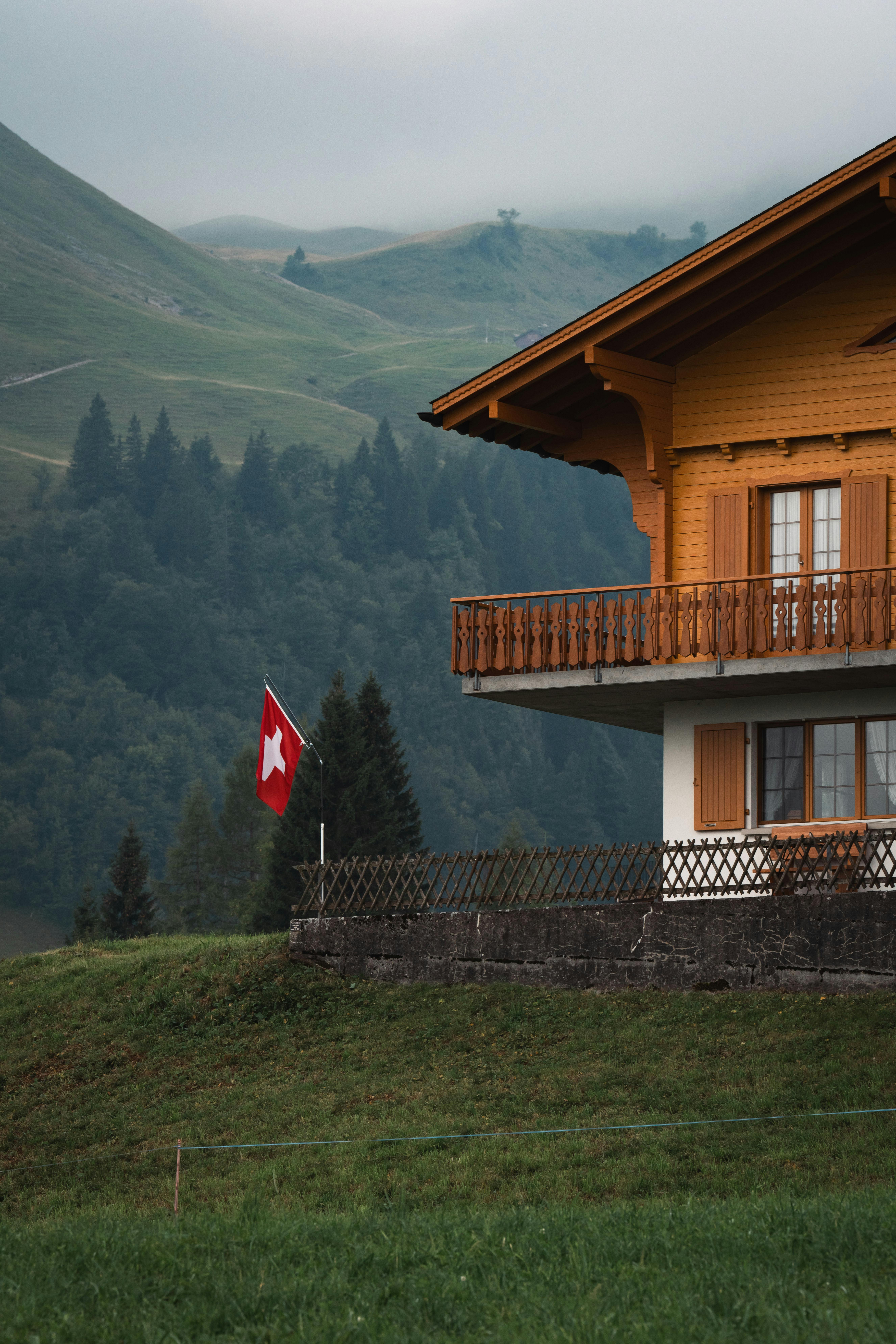 Torgon chalet, long-term vs short-term rental comparison